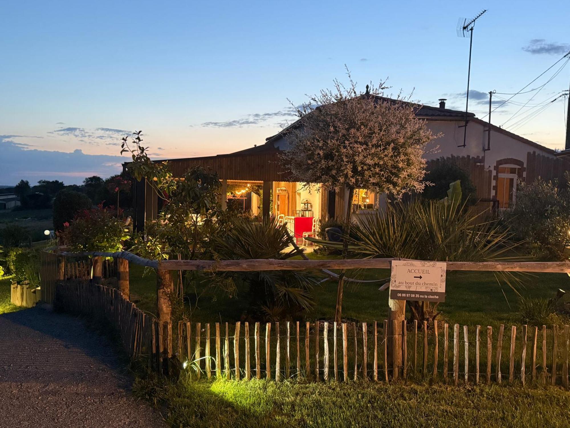 Les Chambres De La Forge Des Collines Les Herbiers Exterior photo